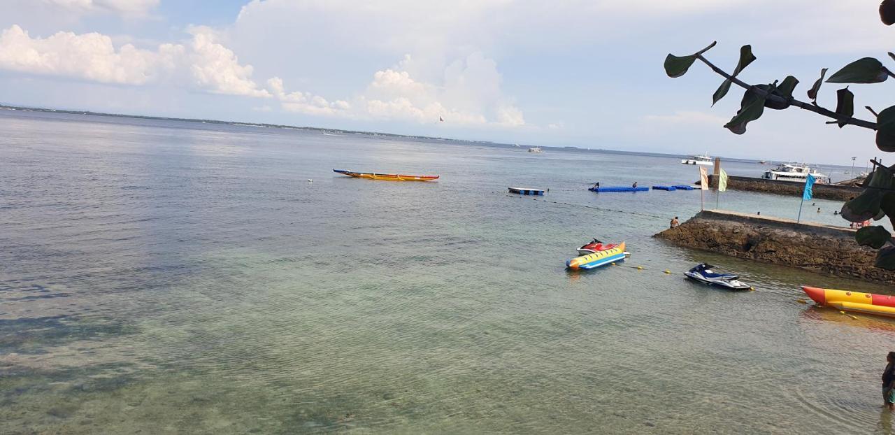Mactan Newtown Condo With Garden And Ocean View 8Newtown Blvd Lapu-Lapu City Exterior foto